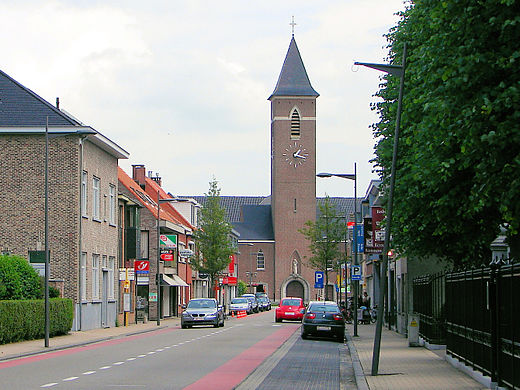 https://madyna.be/storage/activity_photos/6156c30cb9db2/Kerk Essen Centrum.jpg